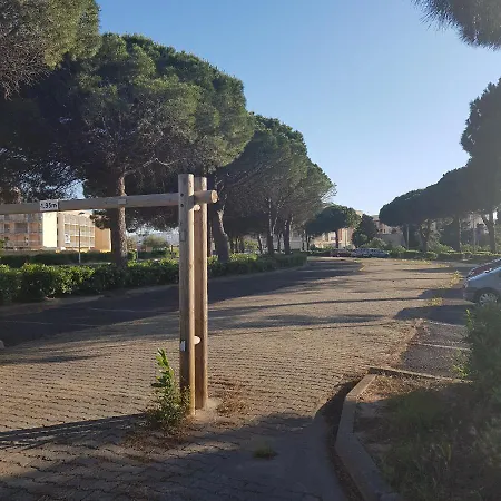 T2 Port Sud Apartment
